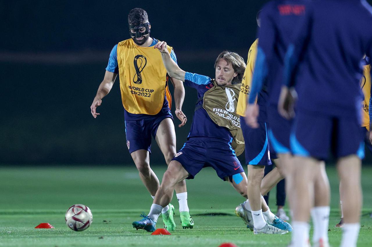 KATAR 2022 - Trening hrvatske nogometne reprezentacije dan uoči utakmice protiv Argentine