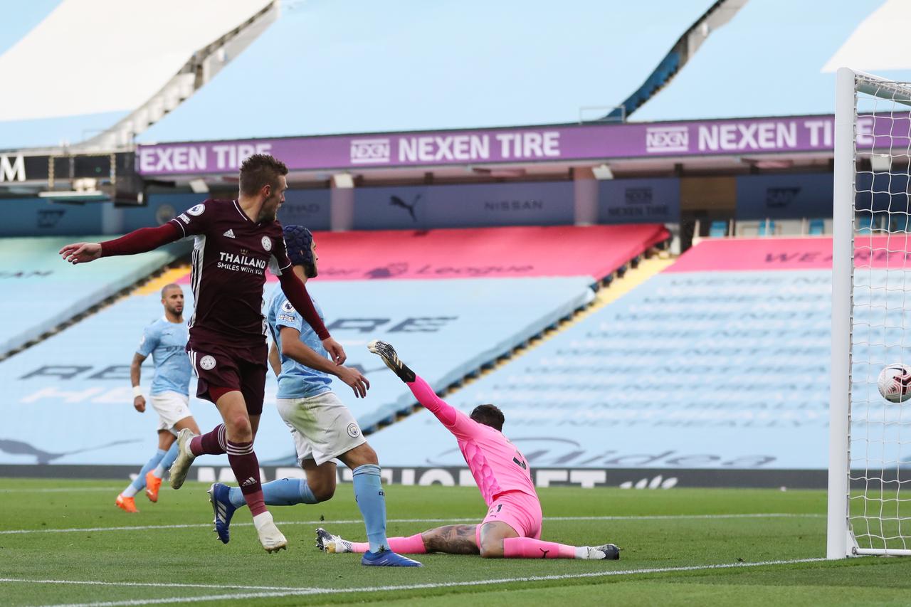 Premier League - Manchester City v Leicester City