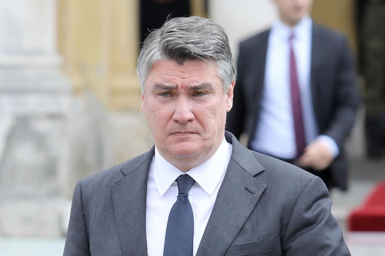 Predsjednik odlazi iz HNK nakon svečane akademije povodom obilježavanja Dana Hrvatske vojske