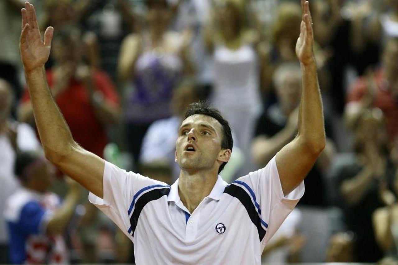 Ivo Karlović, James Blake