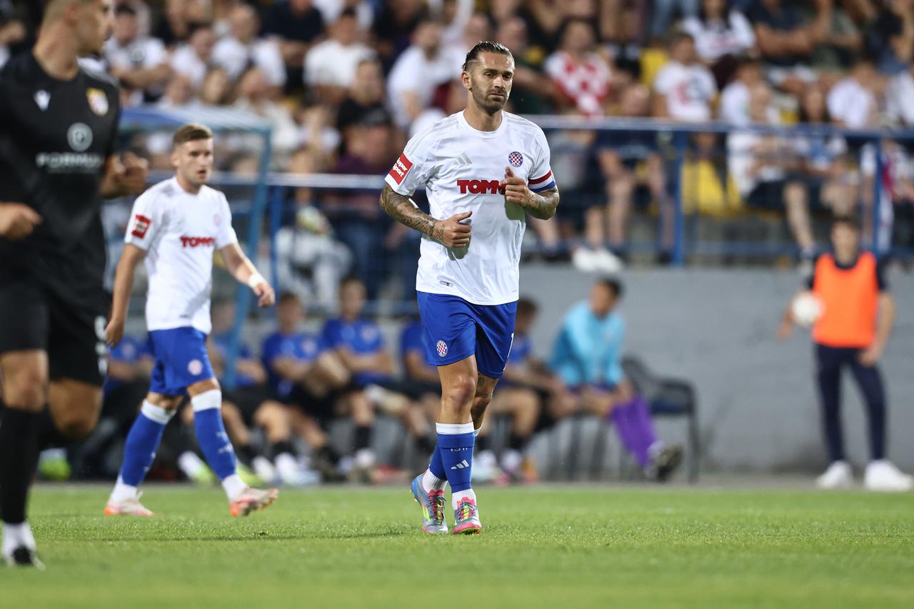 Posušje: Prijateljska utakmica Posušje - Hajduk u rasprodanom stadionu