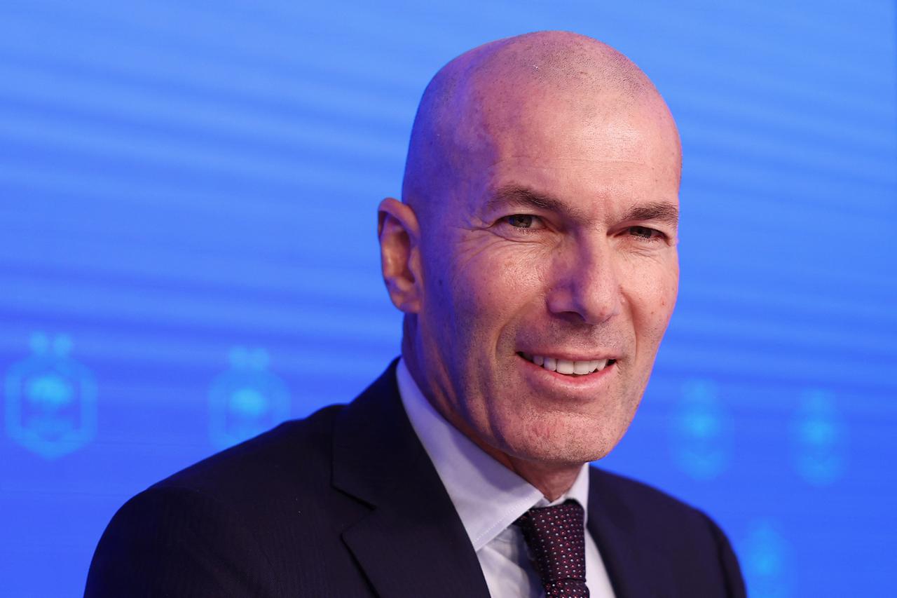 French Football Federation unveil Zinedine Zidane as new head coach