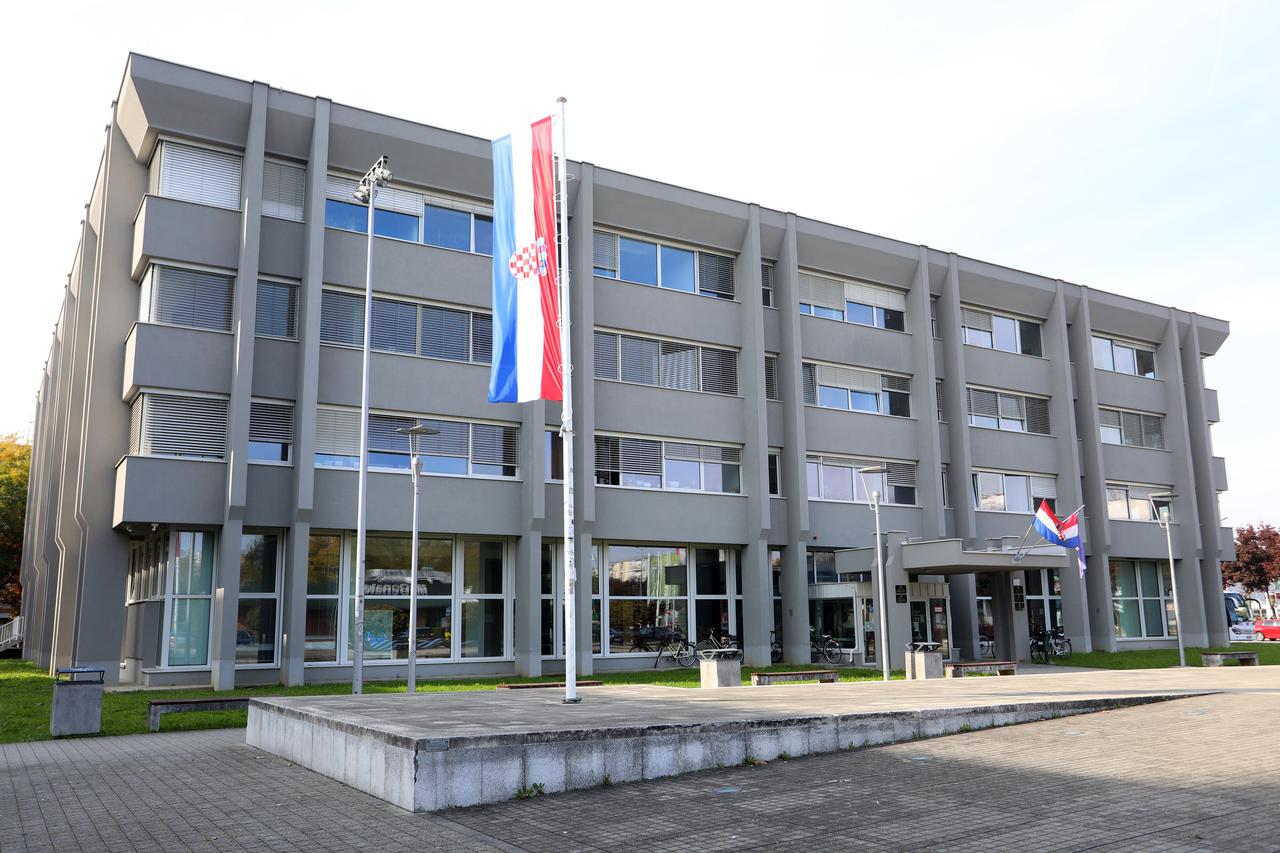 Zgrada suda u Karlovcu 