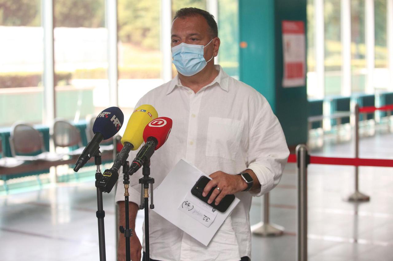 Teška nesreća na A4: Ministar Vili Beroš posjetio je unesrećene u KB Dubrava 