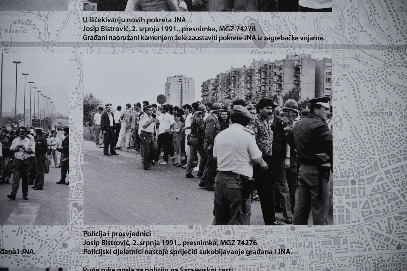 10.10.2022., Zagreb - U sklonistu najvece zagrbacke stambene grade - Mamutica otvorena je izlozba fotografija "Vojarna Marsal Tito, u Zagrebu 1991". Photo: Davor Puklavec/PIXSELL