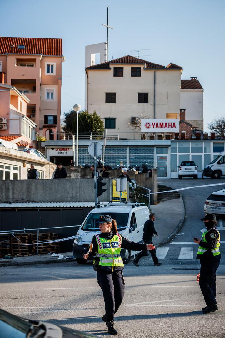 17.02.2025., Split - Na krizanju Vukovarske i Ninske ulice, kombi vozilo je naletilo na petero djece koja su prevezena u bolnicu. Photo: Zvonimir Barisin/PIXSELL