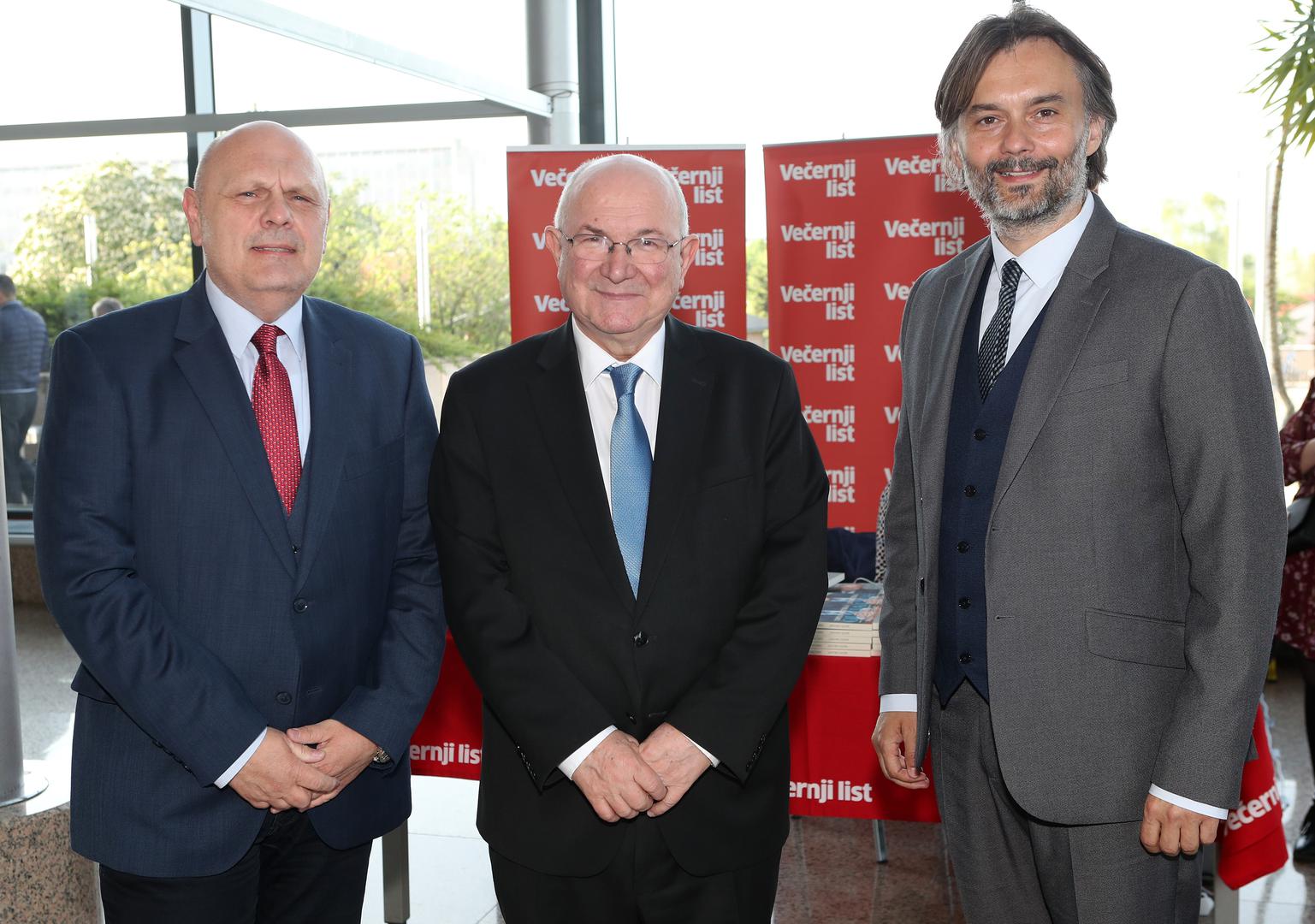 Član uprave Večernjeg lista Renato Ivanuš, Mate Granić i glavni urednik Večernjeg lista Dražen Klarić