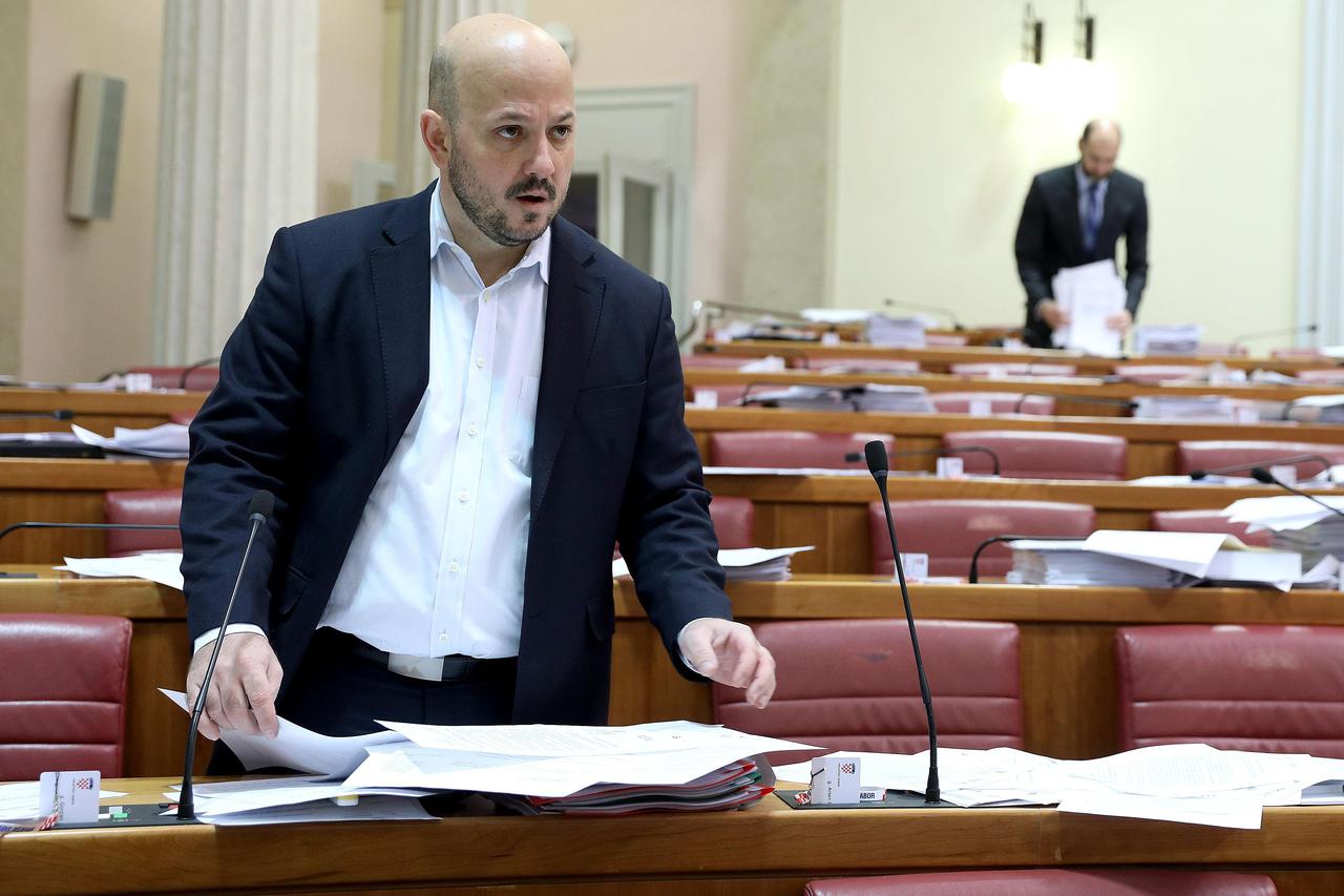 Gordan Maras