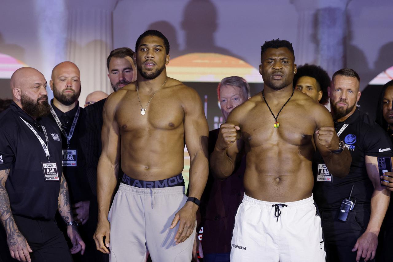 Antony Joshua v Francis Ngannou - Weigh-in