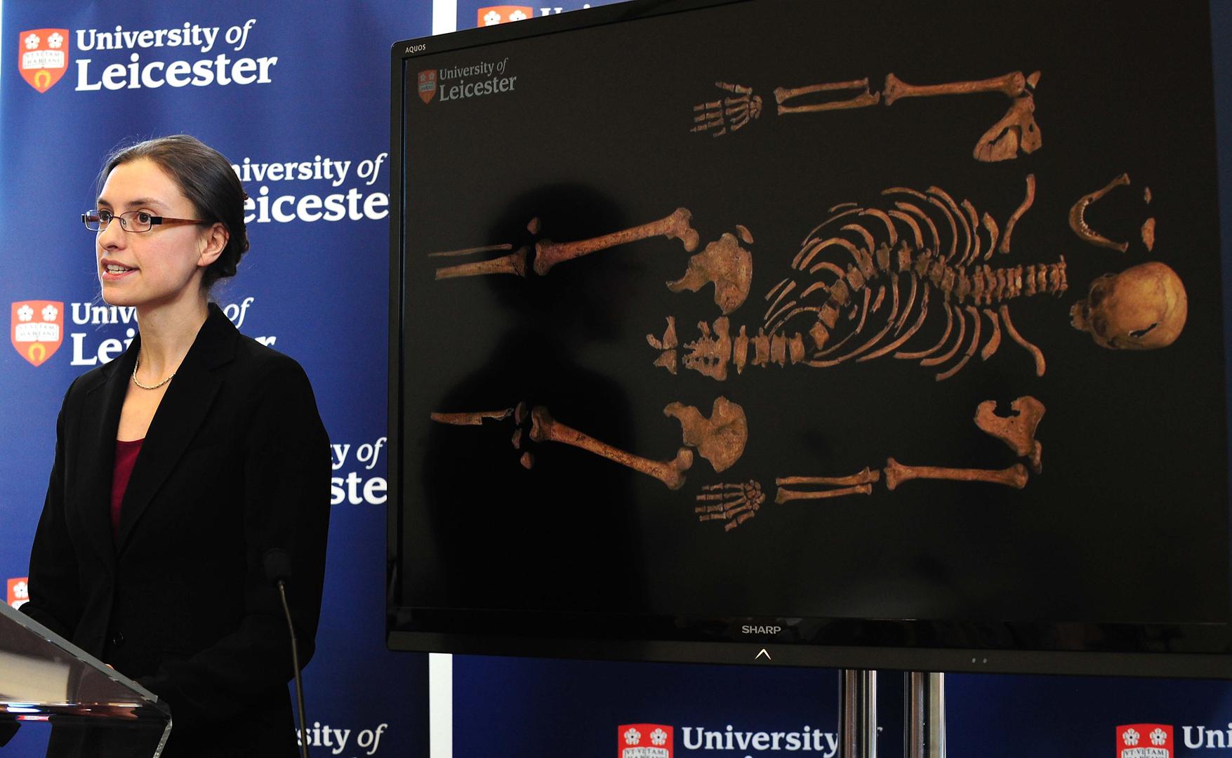 Za kostur nađen ispod parkirališta u Leicesetru genetičari i povjesničari nepobitno su dokazali da pripada Rikardu III. 