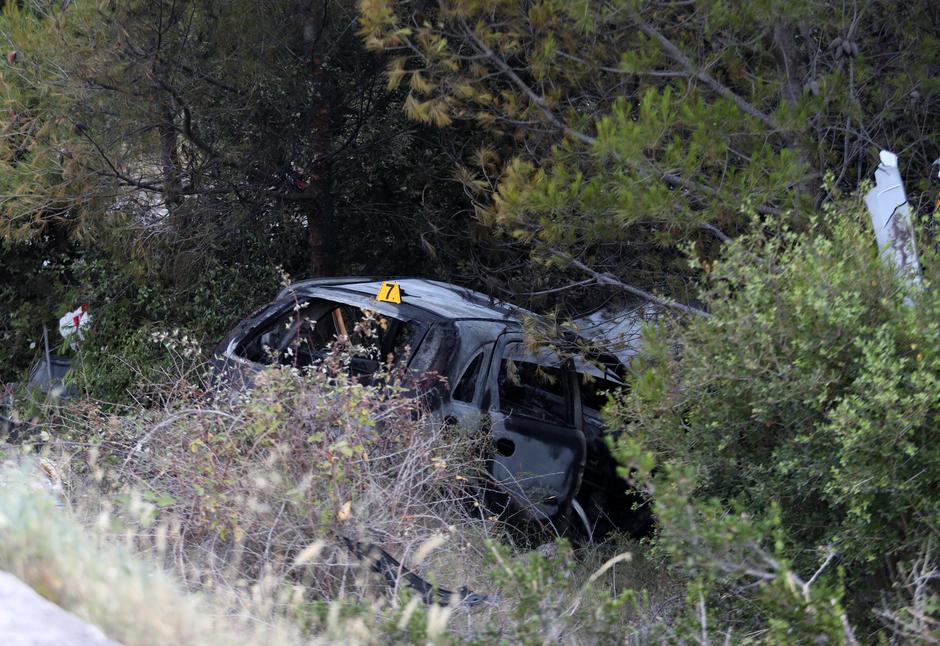 Jedna osoba poginula u slijetanju vozila u Šparadićima, policijski očevid u tijeku