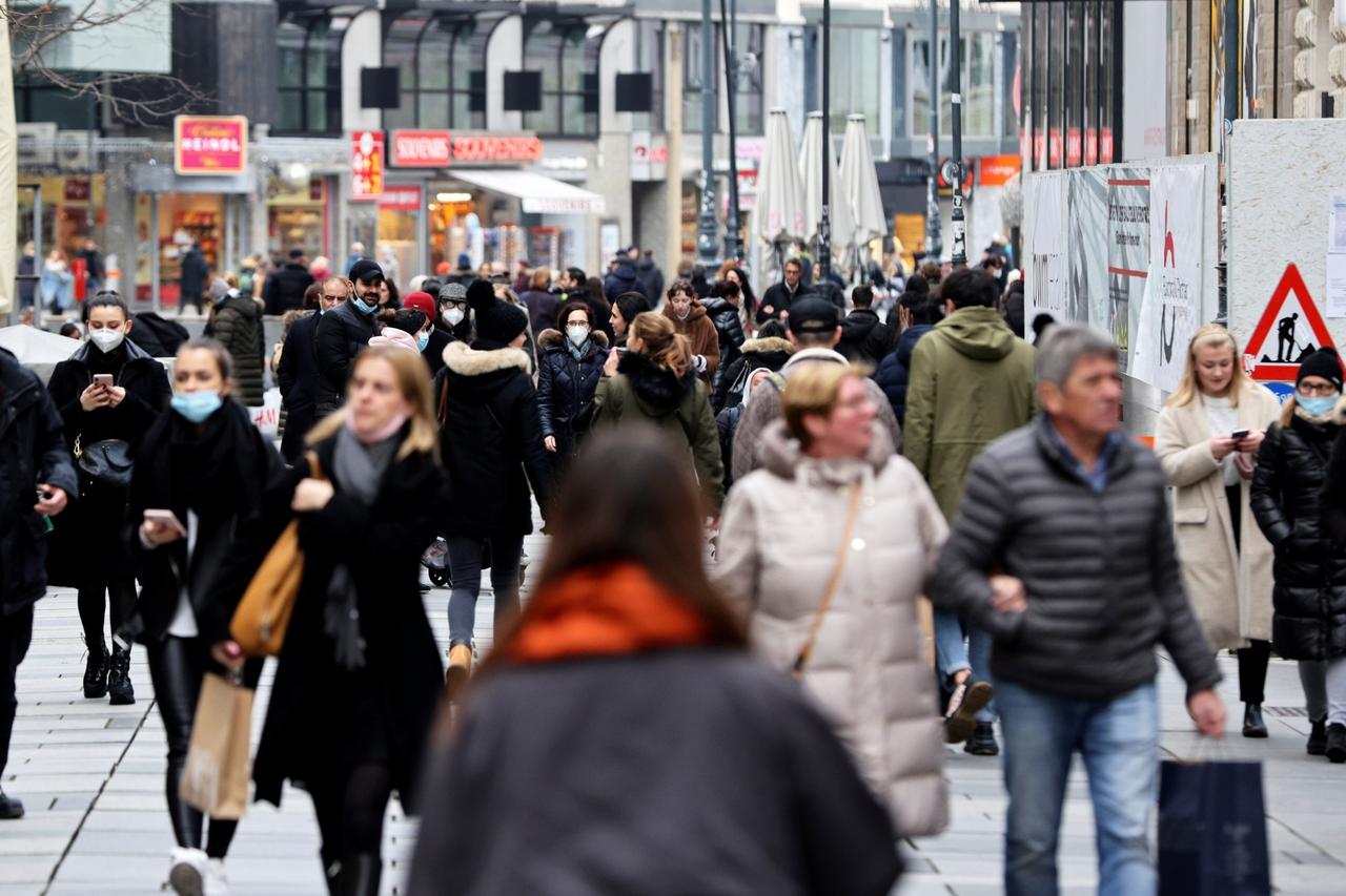 Outbreak of the coronavirus disease (COVID-19) in Vienna