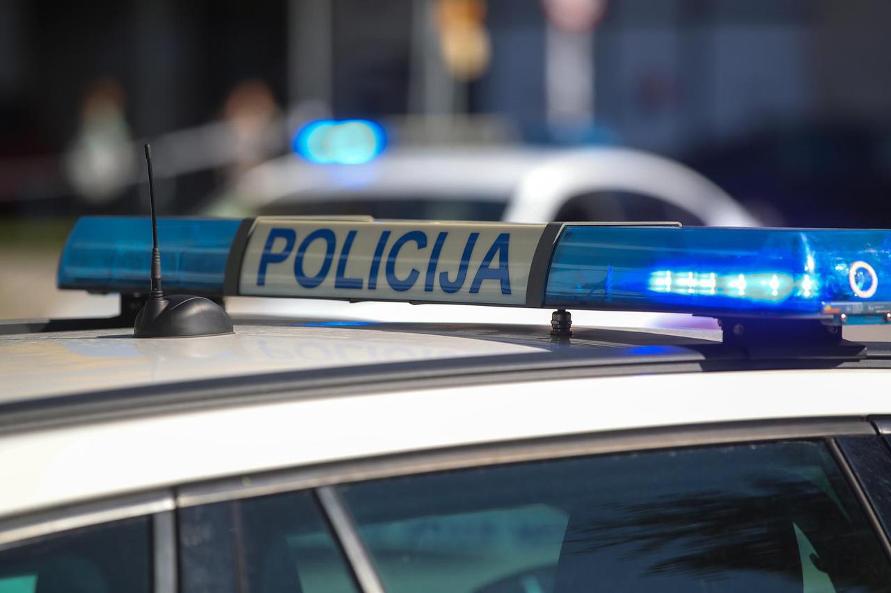Ilustracija policijske intervencije