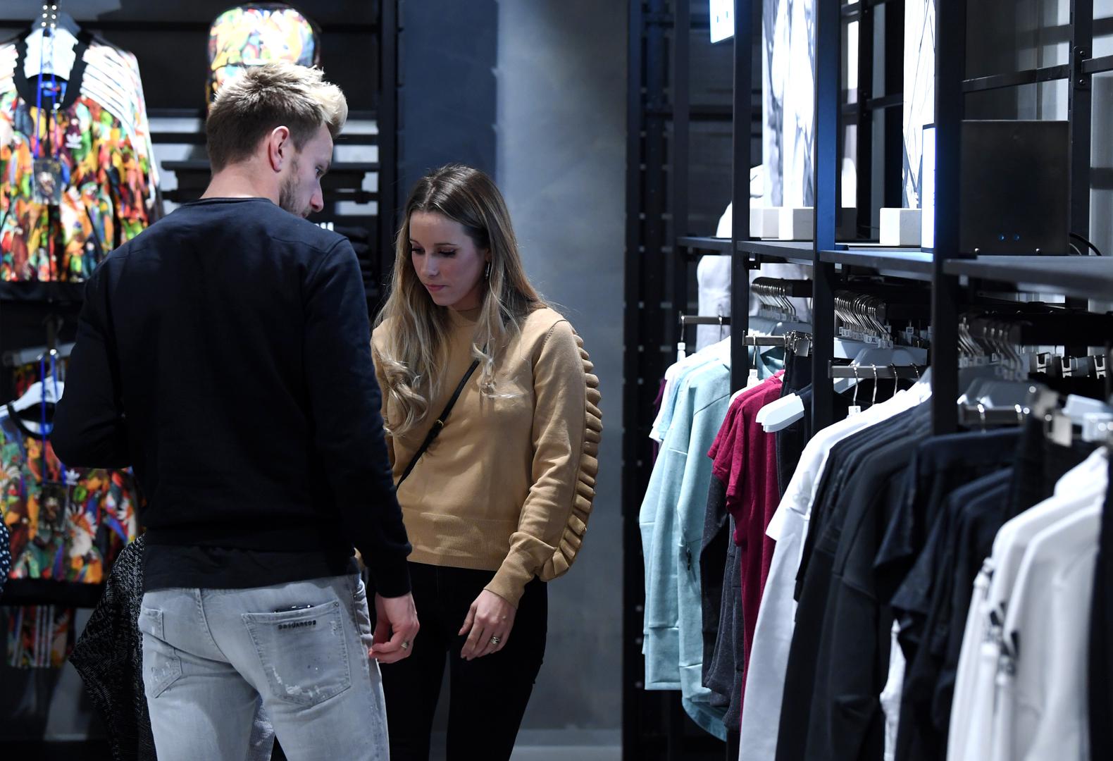 Nogometaš Hajduka Ivan Rakitić u 37. godini odlučio je kako je vrijeme za mirovinu te će se uskoro oprostiti od svoje nogometne karijere koju će završiti u splitskom klubu. 