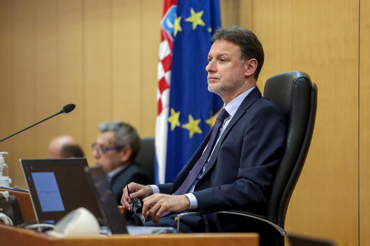 Zastupnici u Saboru glasali i ručno i elektroničkim putem te iz nekoliko prostorija