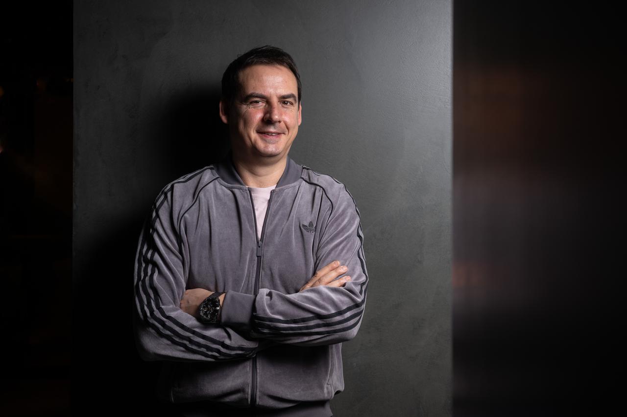 Zagreb: Voditelj i satiričar Zoran Kesić