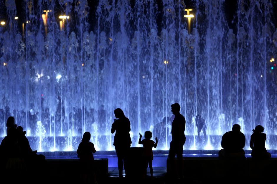 23.07.2016., Zagreb - Gradonacelnik Milan Bandic otvorio je Vukovarsku ulicu i pustio tri nove fontane u probni rad. Photo: Anto Magzan/PIXSELL