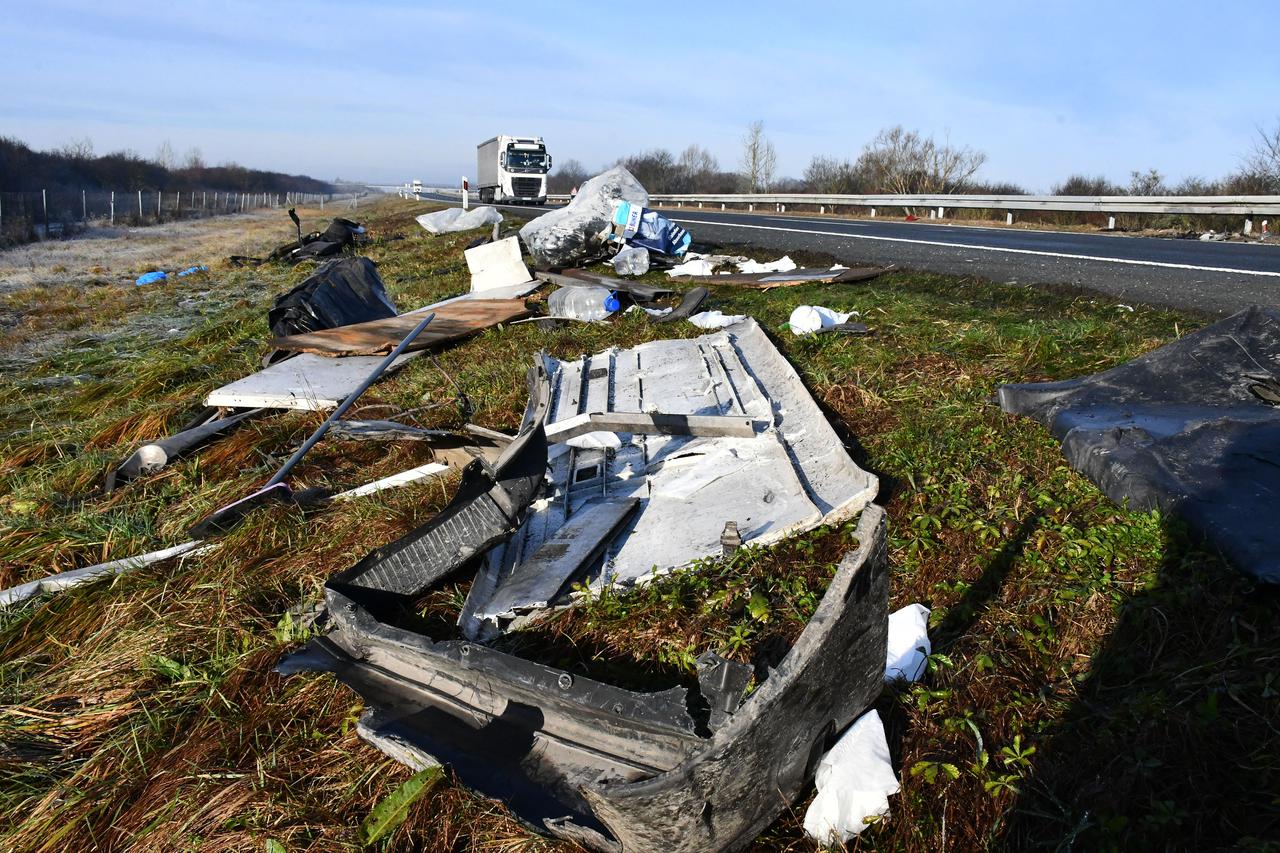 U devet prometnih nesreća na A3 ozlijeđeno 12 osoba, jedna poginula