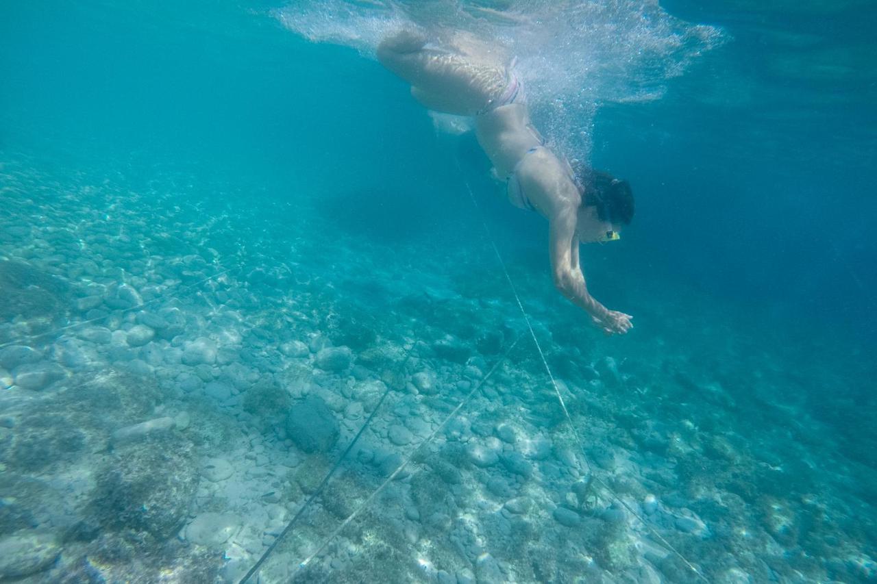 Plaža Mala Travna na otoku Visu