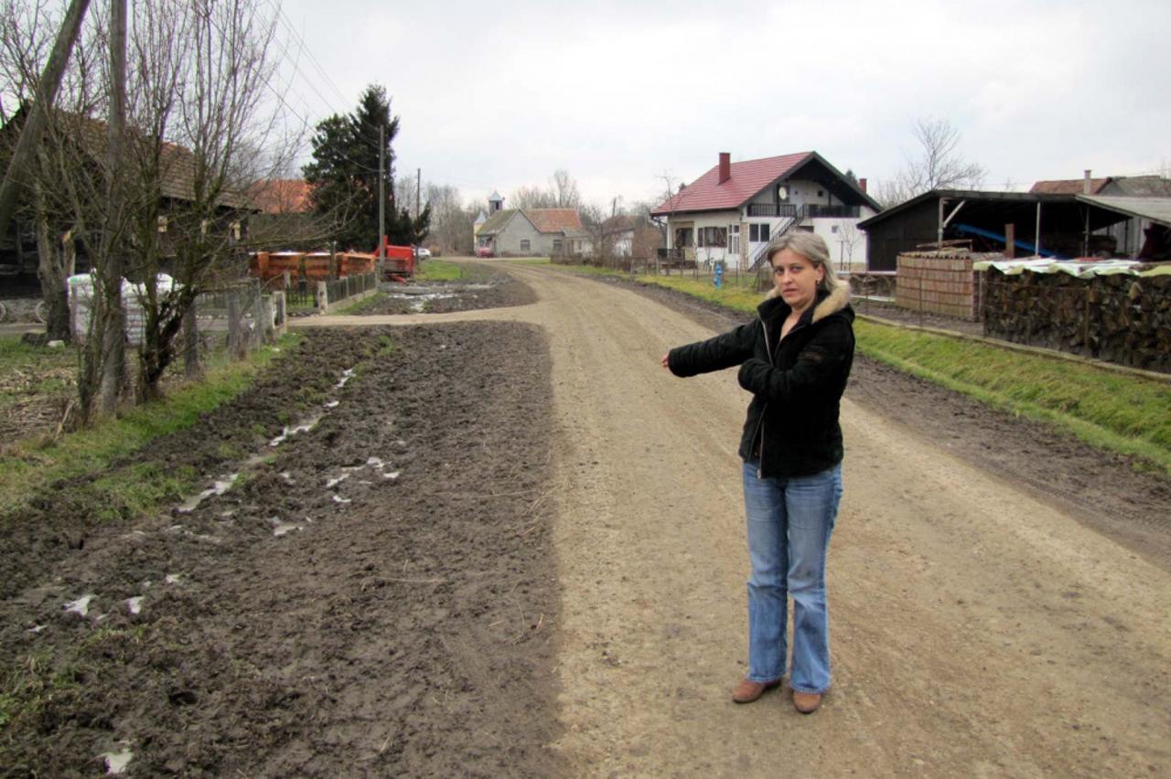 Prometnica, Donja Jelenska