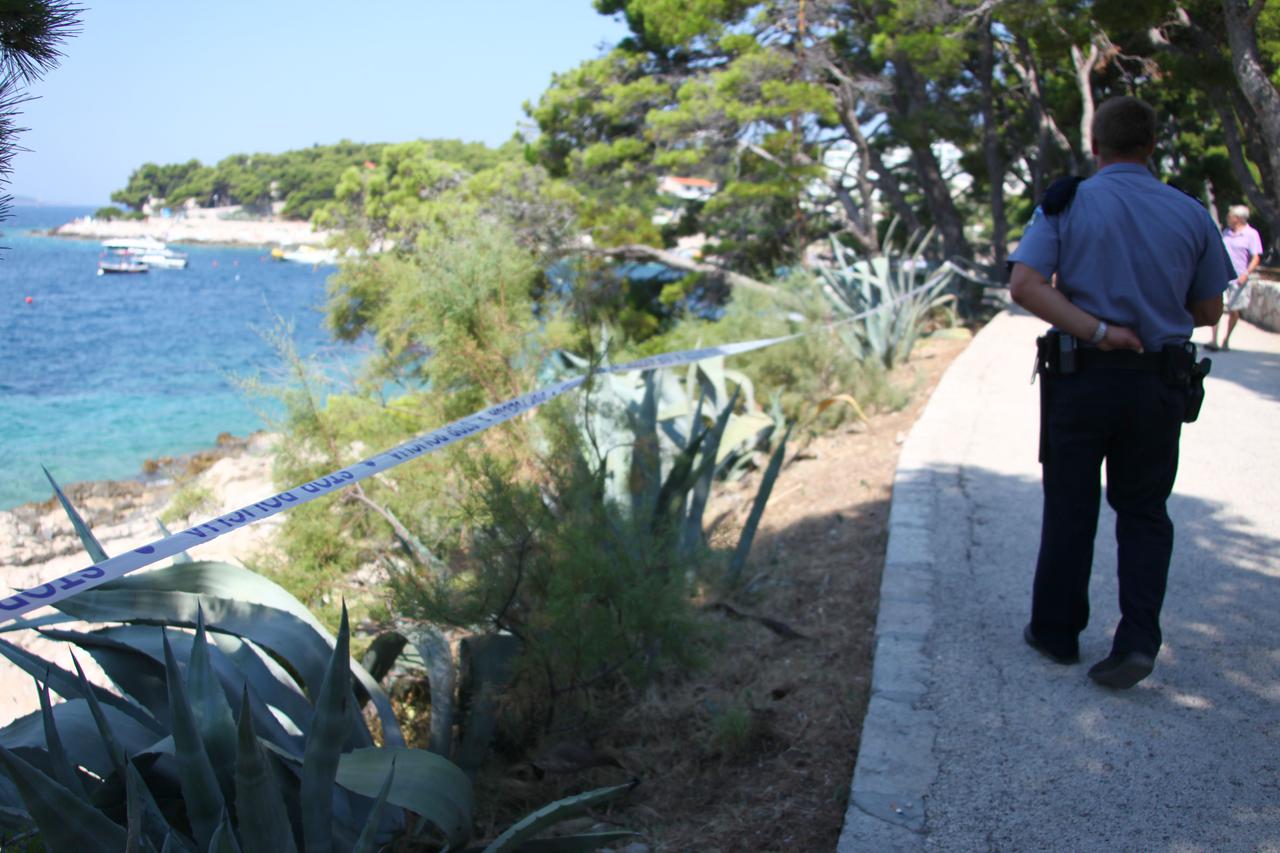 Hvar: Kod najskuplje plaže se tijekom no?i dogodilo silovanje, o?evid u tijeku