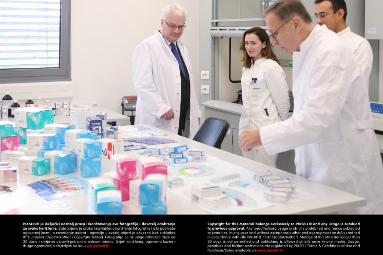 '10.09.2013., Zagreb - Predsjednik RH Ivo Josipovic otvorio je novi pogon tvrtke BioGnost u zagrebackom naselju Dubrava. Tvrtka BioGnost je regionalni lider u proizvodnji imunohematoloskih i imunokrom
