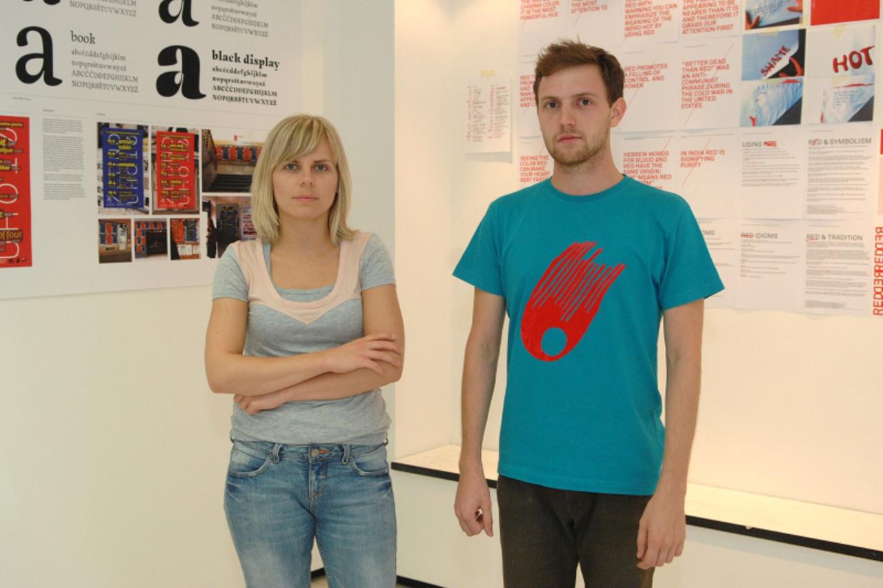 '24.09.2009.....Zagreb...kul.....Galerija HDD-a, Boskoviceva 18.U galeriji HDD-a otvara se izlozba Sanje Kuzmanovic i Hrvoja Zivcica, dobitnika nagrade HDD za najbolji dizajn vizualnih komunikacija u 