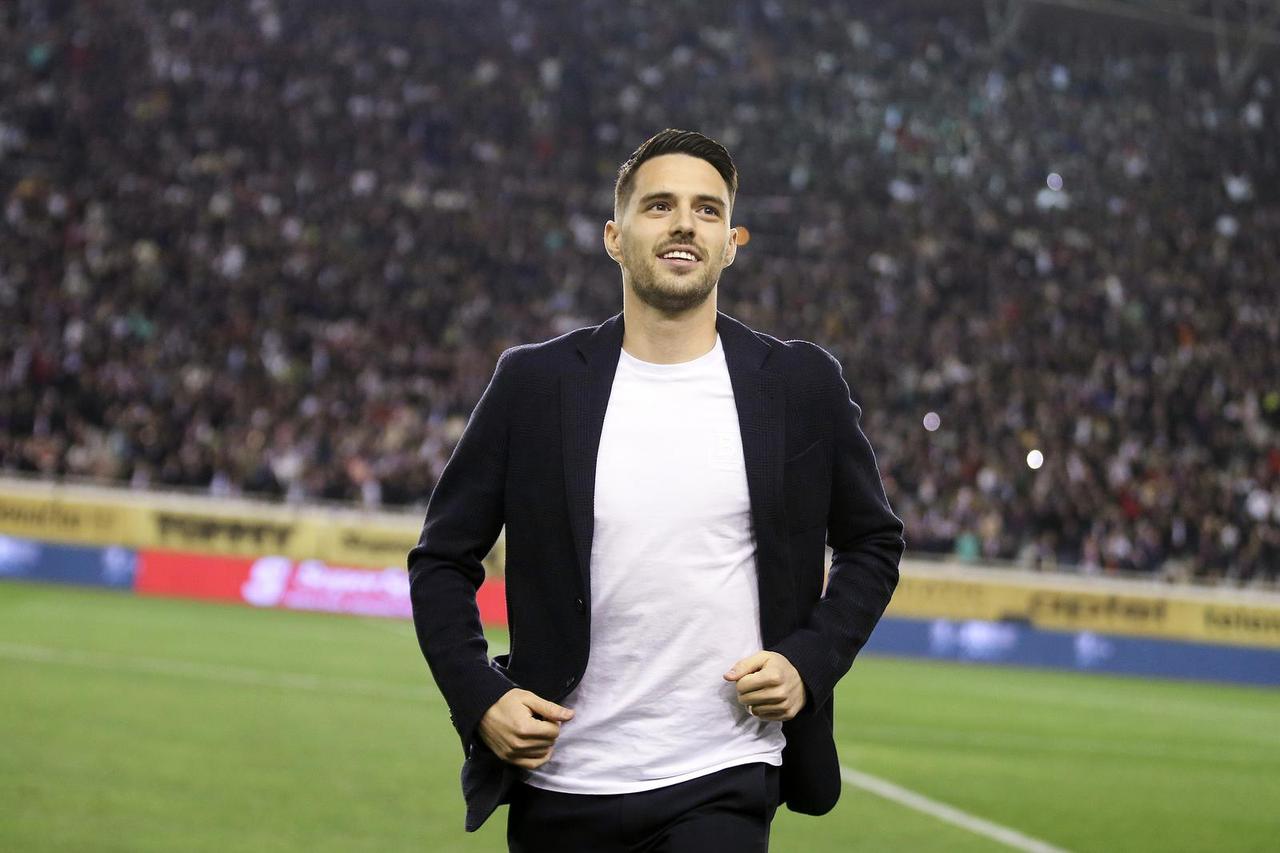 Split: Ivan Perišić i Josip Brekalo pozdravili su navijače na Poljudu  prije početka utakmice