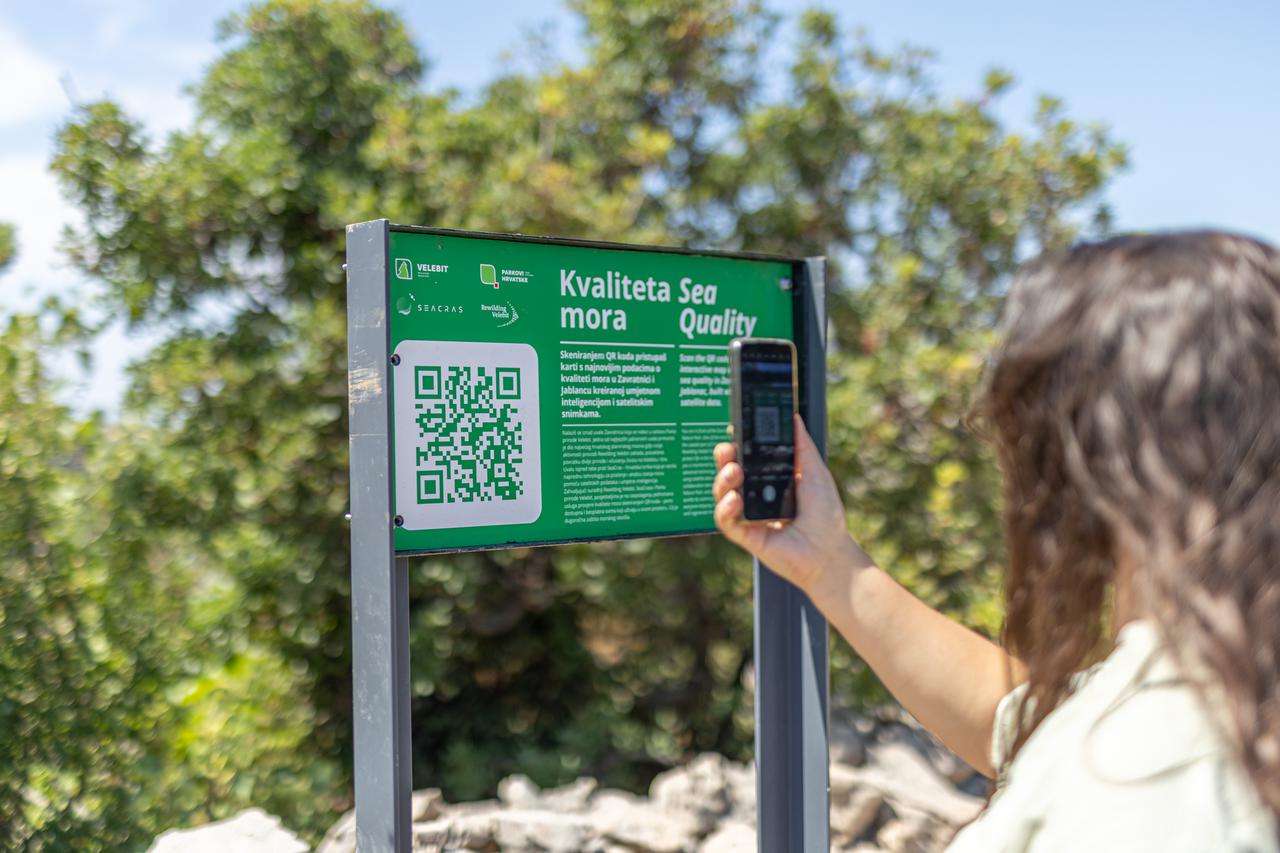 Skeniranjem QR koda do podataka o trenutnoj kvaliteti mora