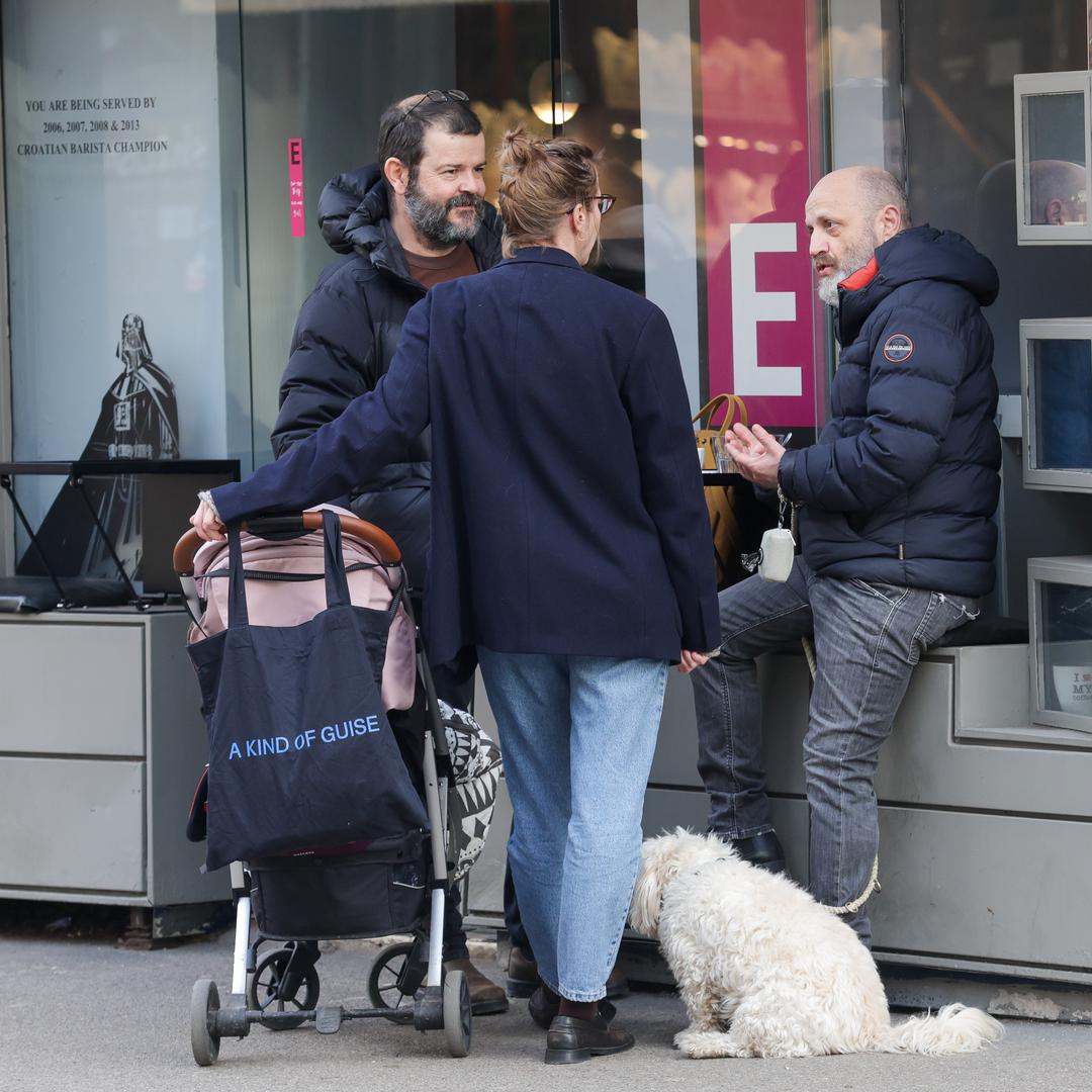 Kekin je u braku sa saborskom zastupnicom Ivanom Kekin, a par je u studenom prošle godine proslavio 19. godišnjicu veze. Uz kompilaciju uspomena, Ivana je tada suprugu na društvenim mrežama posvetila dirljive riječi. 