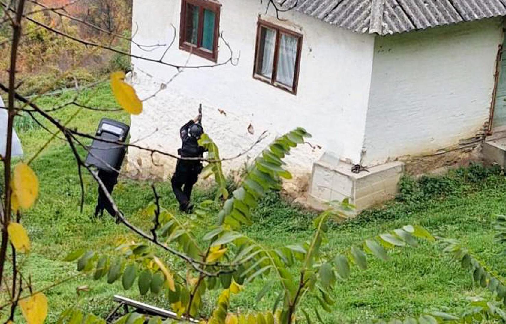 03, November, 2024, Prijepolje - Members of the Ministry of Internal Affairs are intensively searching for Alija Balijagic, for whom an Interpol warrant has been issued for a double murder in Montenegro, and who was located yesterday in the vicinity of Prijepolje and was seen in a village near the border with Montenegro. Photo: OMK MUP Republike Srbije/ATAImages03, novembar, 2024, Prijepolje - Pripadnici Ministarstva unutrasnjih poslova intenzivno tragaju za Alijom Balijagicem, za kojim je raspisana Interpolova poternica zbog dvostrukog ubistva u Crnoj Gori, a koji je juce lociran u okolini Prijepolja i vidjen u jednom selu u blizini granice sa Crnom Gorom. Photo: OMK MUP Republike Srbije/ATAImages Photo: OMK MUP Republike Srbije/ATAImages/PIXSELL