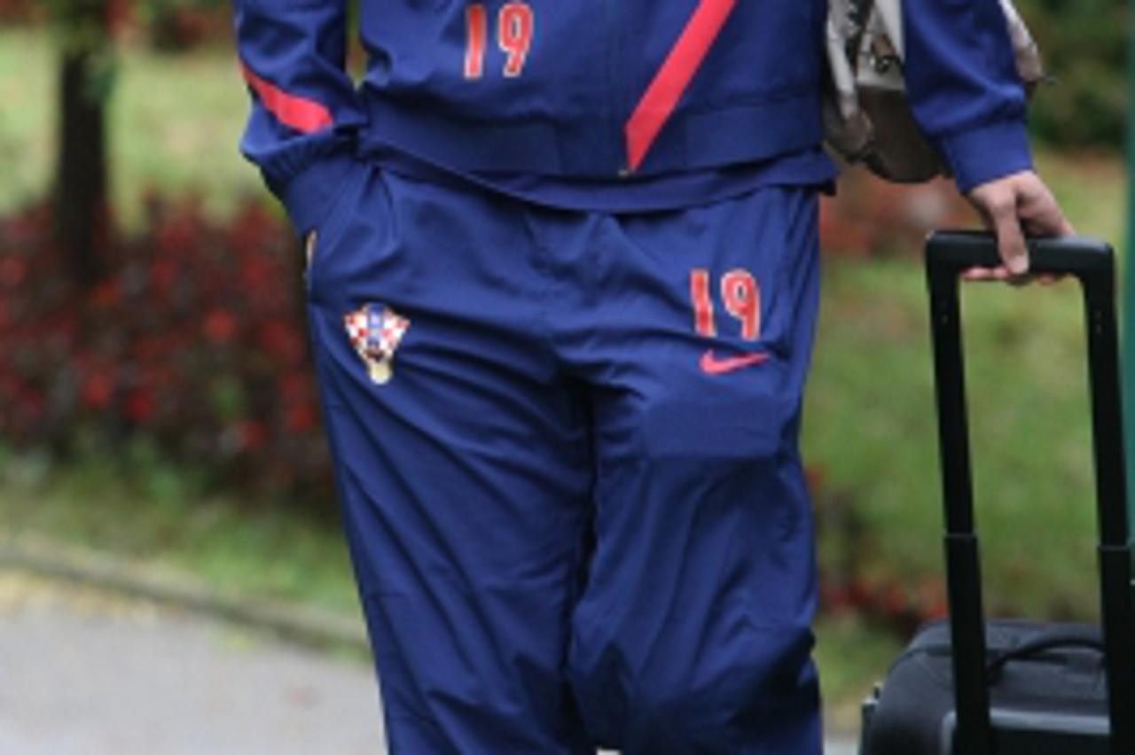 '13.11.2012. Zagreb - Hotel AS, Zelengaj 2A. Okupljanje hrvatske nogometne reprezentacije koja nakon rucka putuje u Rijeku gdje ce odigrati prijateljski susret sa selekcijom MaxTV Prve HNL. Niko Kranj