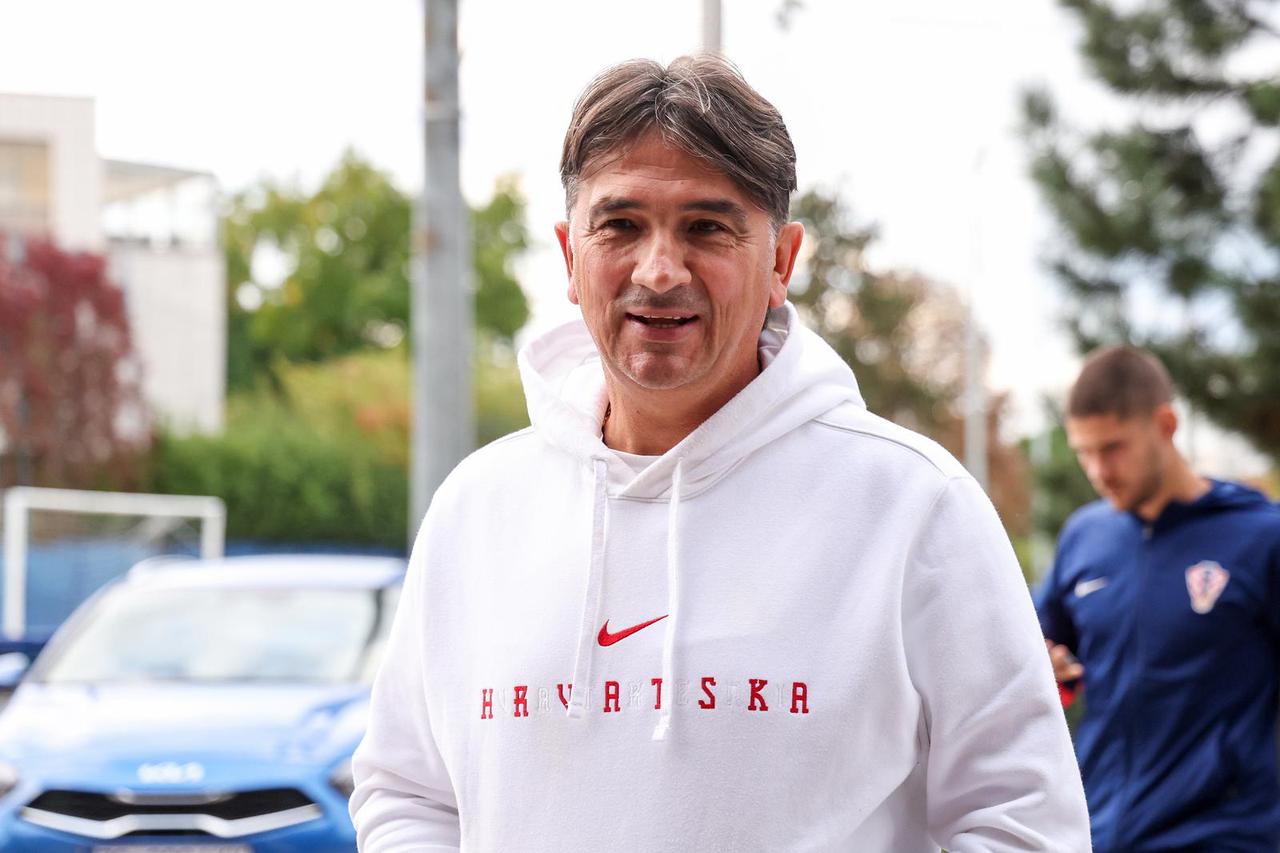 Zagreb: Dolazak igrača hrvatske nogometne reprezentacije na trening