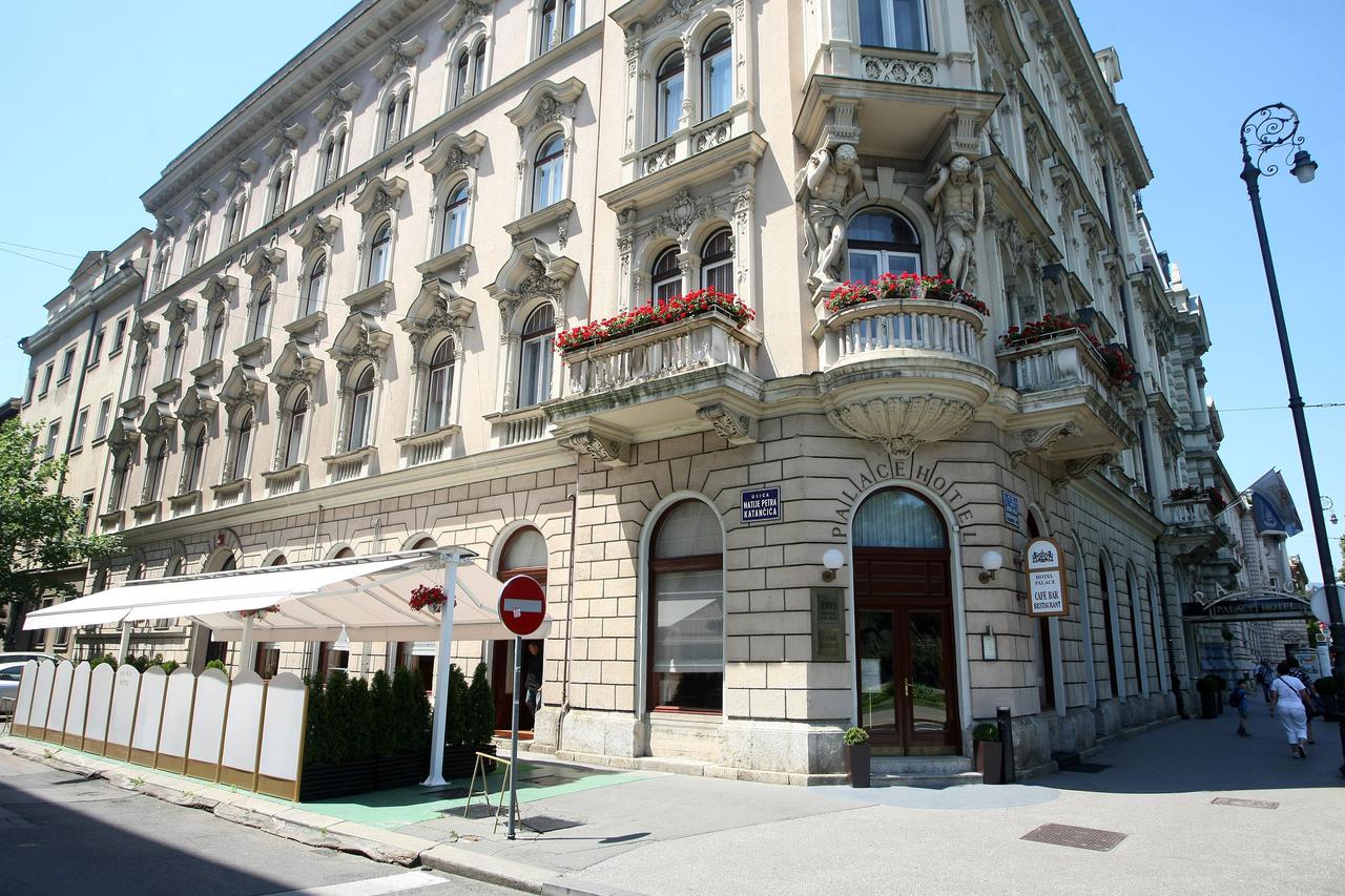 hotel palace