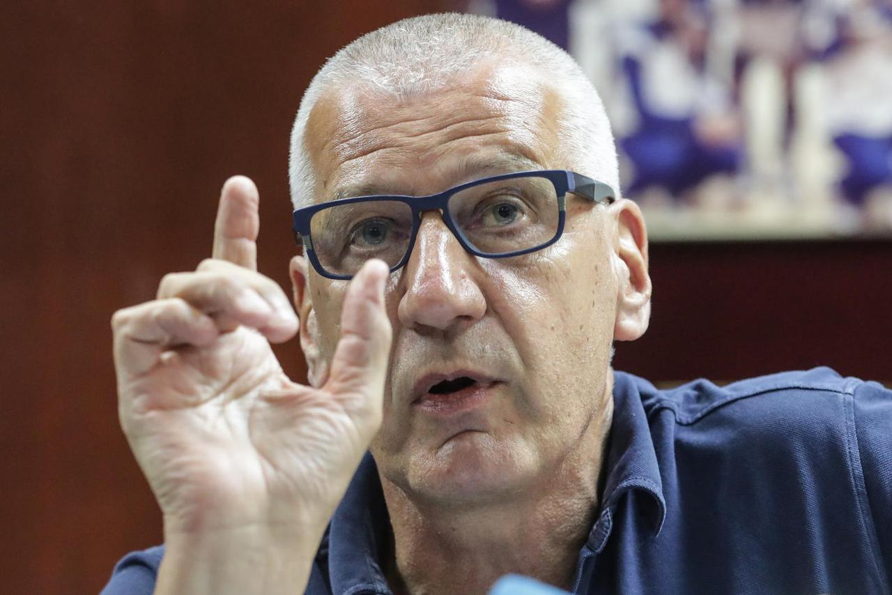 Zagreb: Aco Petrović iznio plan za spas Cibone