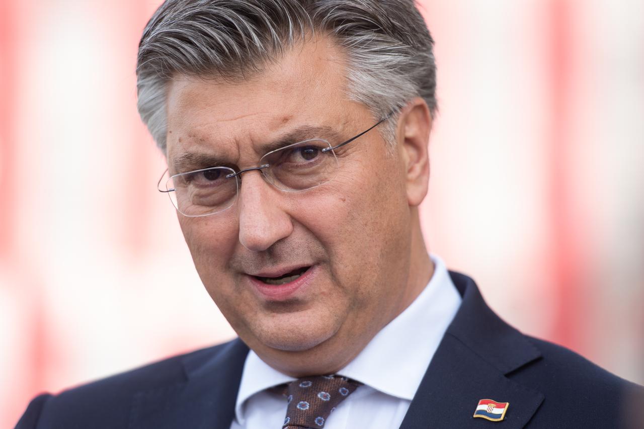 Zagreb: Premijer Andrej Plenković dao je izjavu za medije nakon svečane akademije u HNK