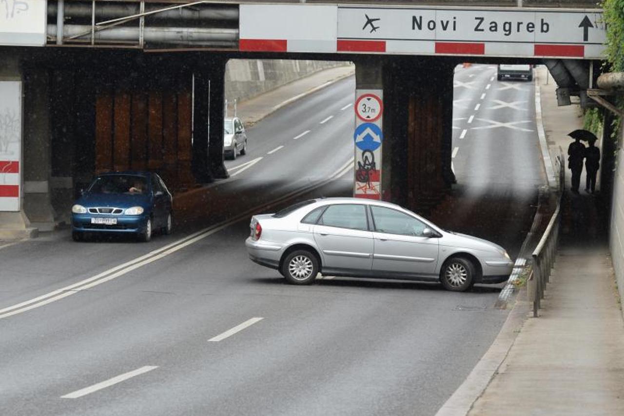 polukružno okretanje, miramarska ulica, podvožnjak