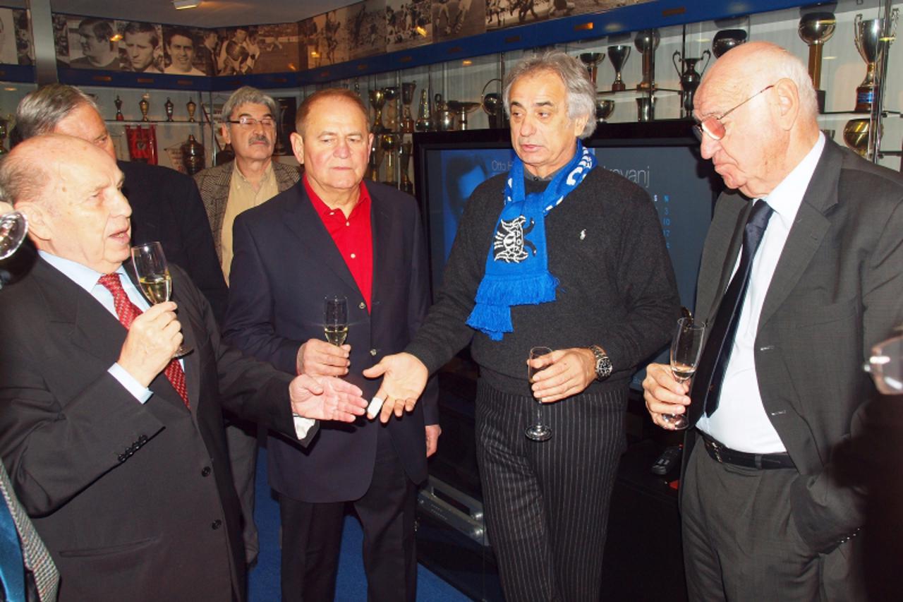 \'11.12.2010., Stadion Maksimir, Zagreb - Media day u NK Dinamo dinamo, domjenak i predstavljanje kalendara za 2011. Photo Tomislav Miletic/PIXSELL\'