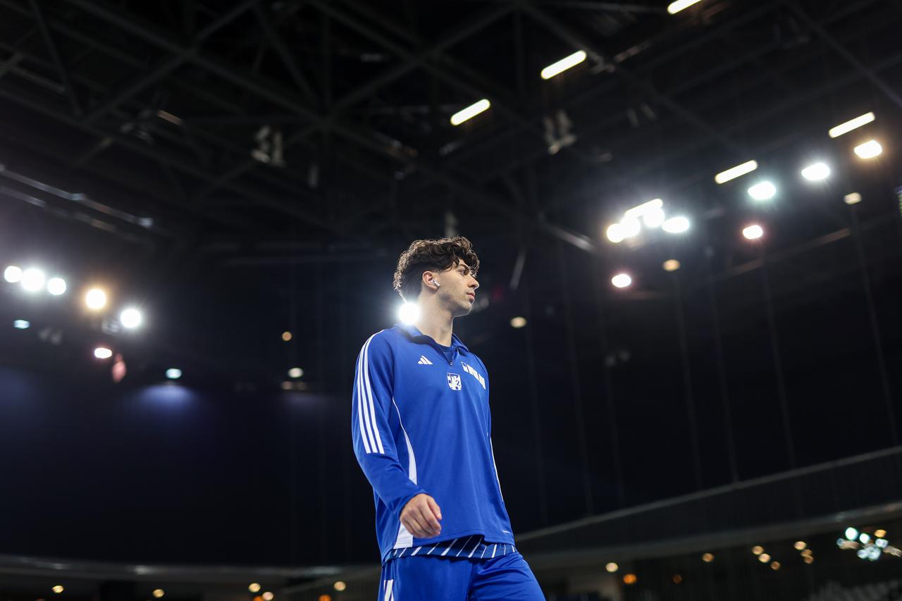 Zagrijavanje rukometaša uoči početka susreta 6. kola Lige prvaka između Zagreba i Pick Szegeda