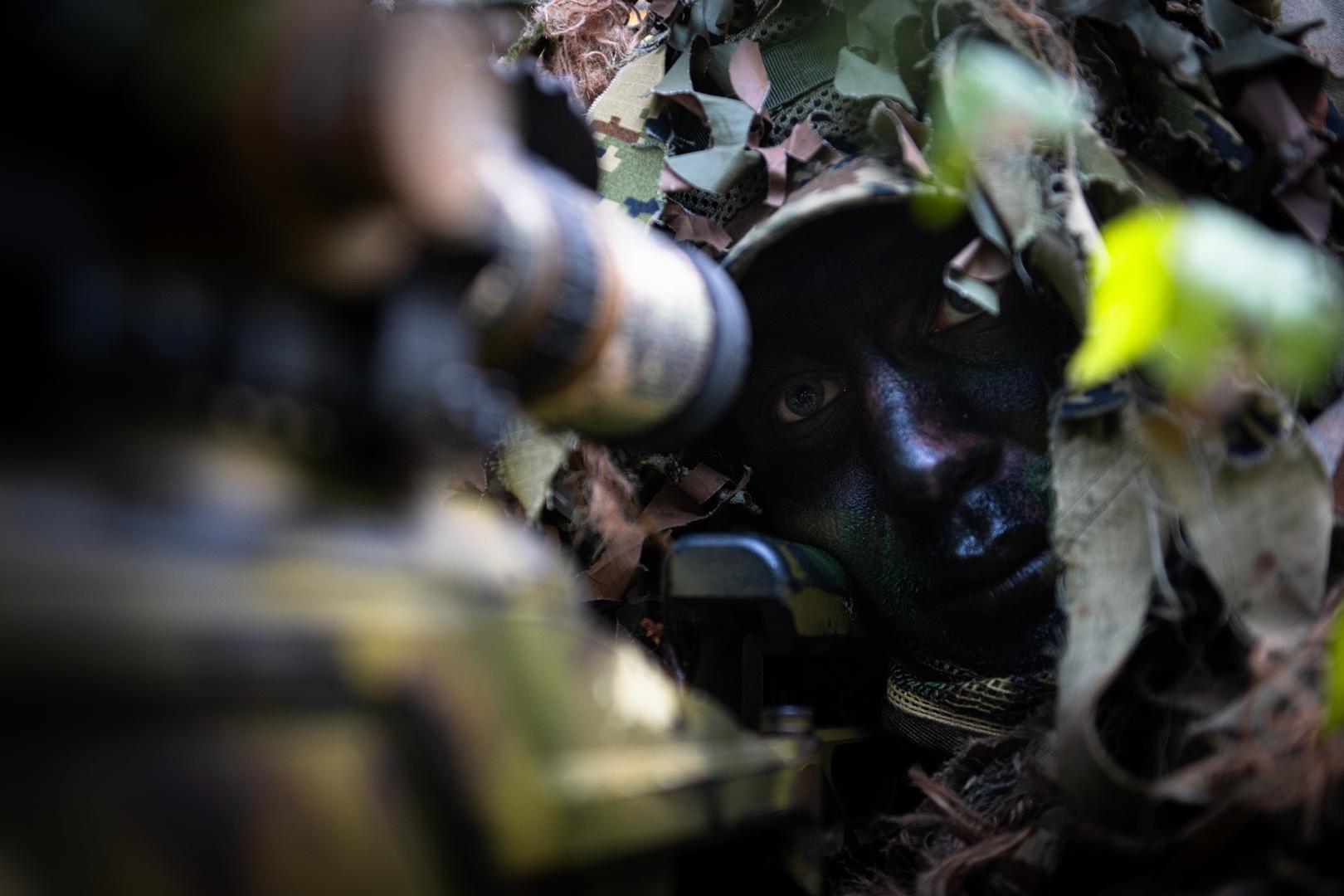 NATO je na svojim društvenim mrežama podijelio fotografije Ministarstva obrane na kojima su prikazani hrvatski specijalci tijekom uvježbavanja.