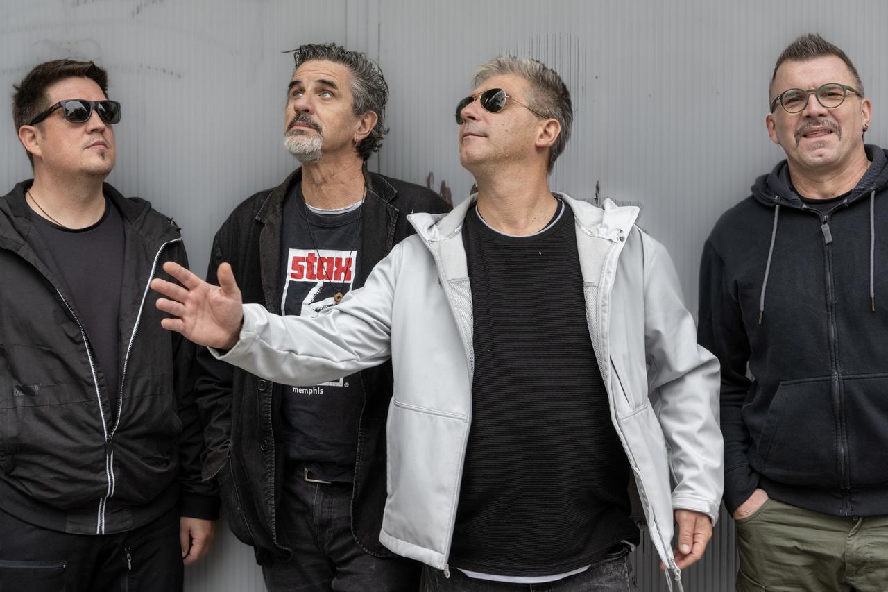 Daleka obala Jakše i Hrepe