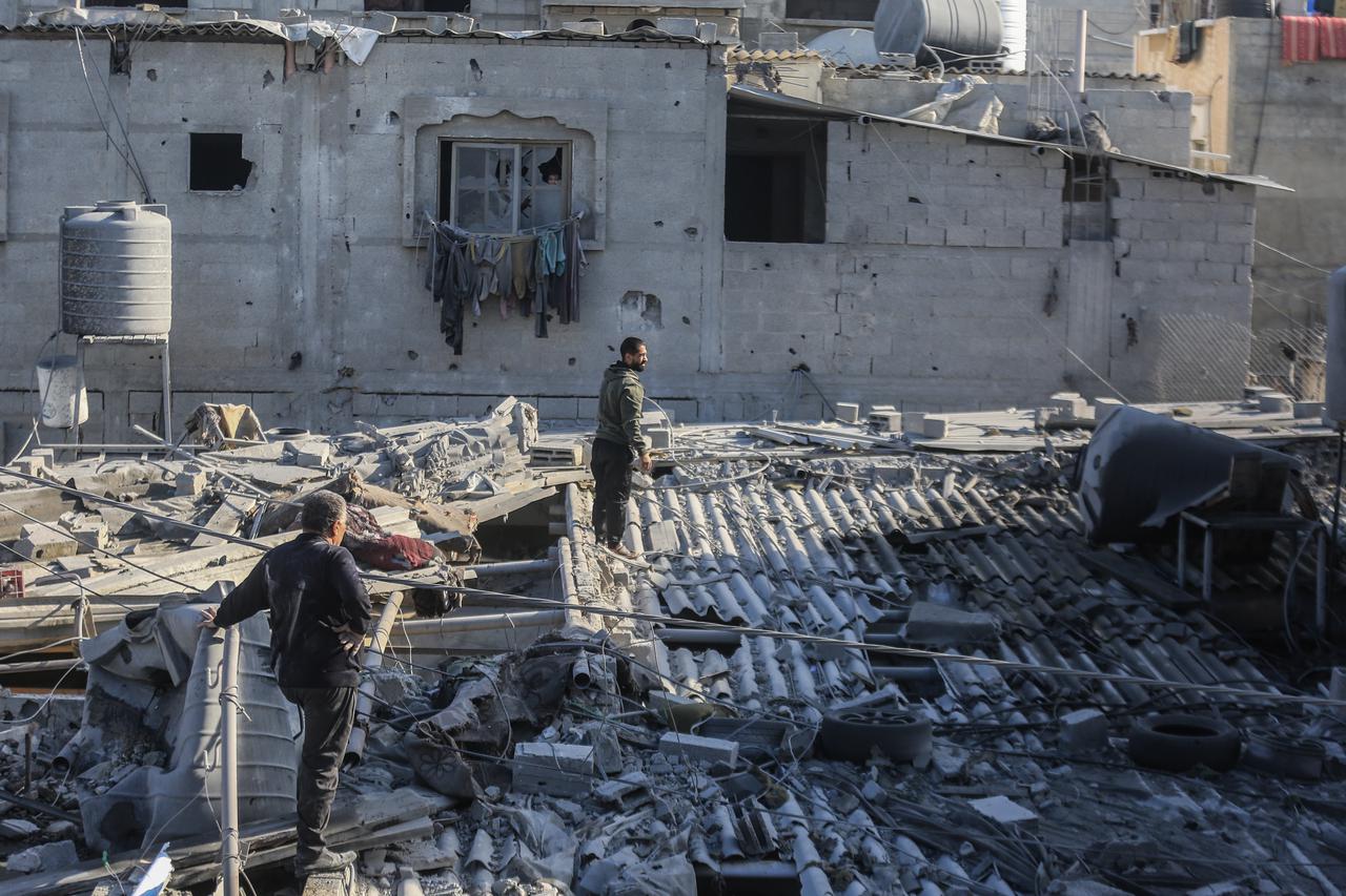 Rafah: Palestinci oplakuju svoje najbliže