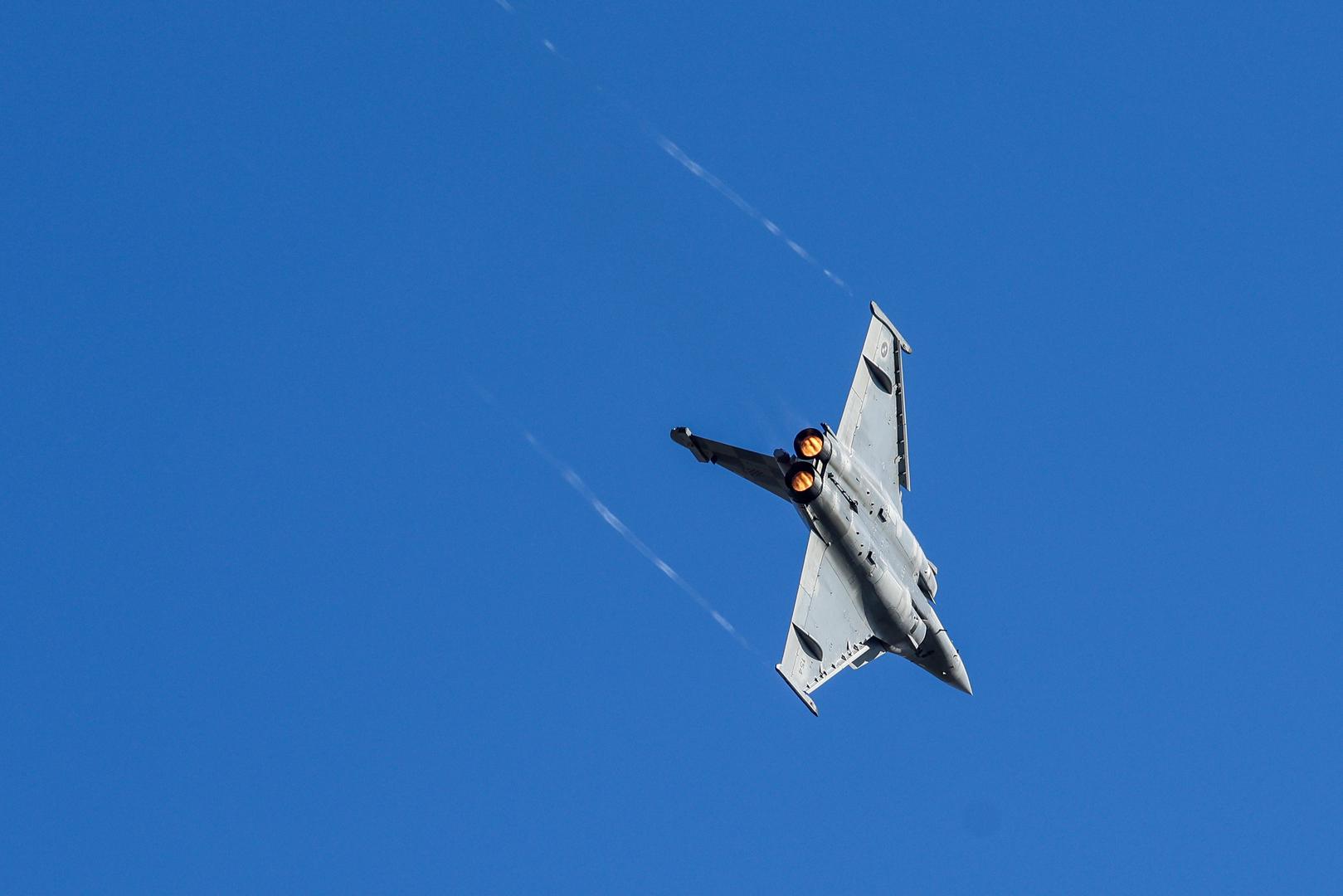 Građani su također imali priliku razgledati borbena oklopna vozila, vojnu opremu i sofisticirane tehnologije, dok su putem virtualne stvarnosti mogli doživjeti osjećaj letenja u avionima i helikopterima Hrvatskog ratnog zrakoplovstva.