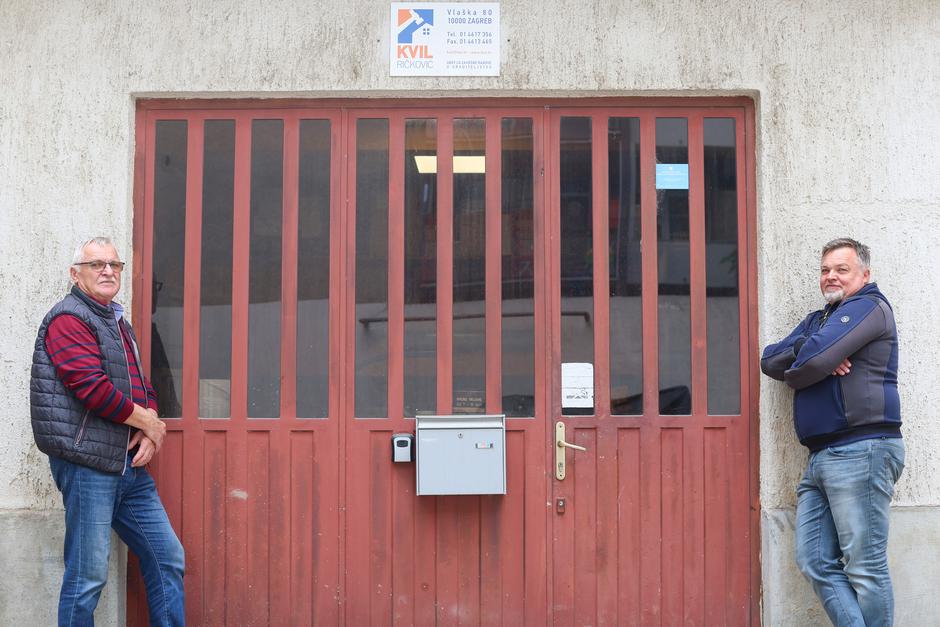 Zagreb: Obitelj Ričković bavi se limarskim radovima u građevini