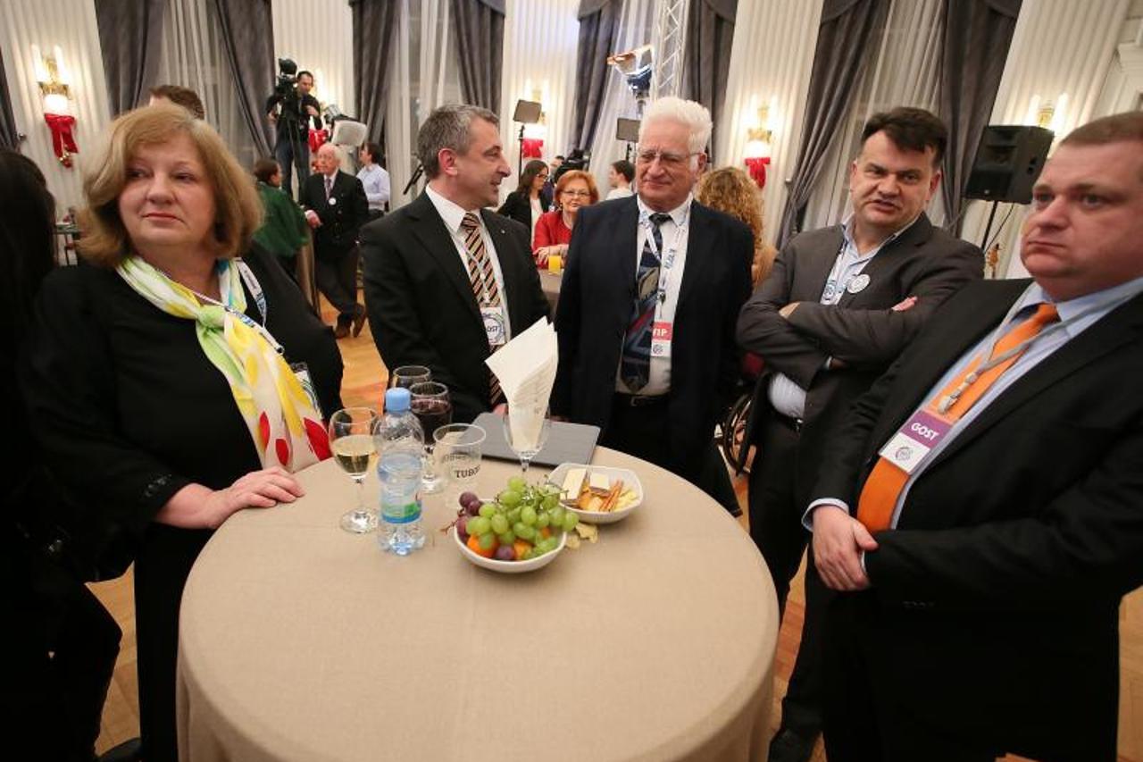 Ivo Josipović,stožer