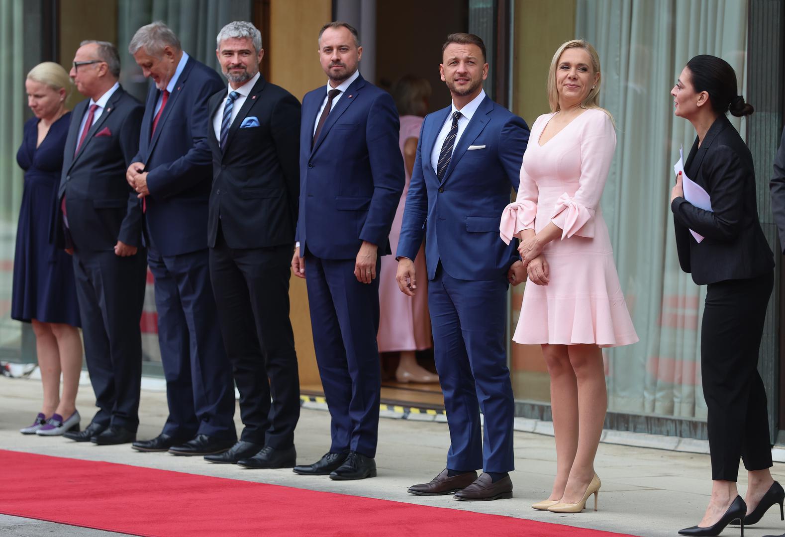 Potpredsjednica slovačke Vlade i ministrica gospodarstva Denisa Saková stigla je u službeni posjet Hrvatskoj s predsjednikom Slovačke Republike Peterom Pellegrinijem.