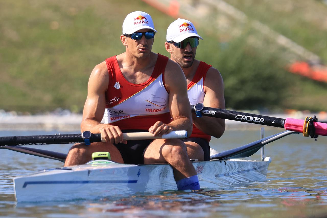 Zagreb: Na jezeru Jarun održana 40. Međunarodna regata Croatia Open 2024.