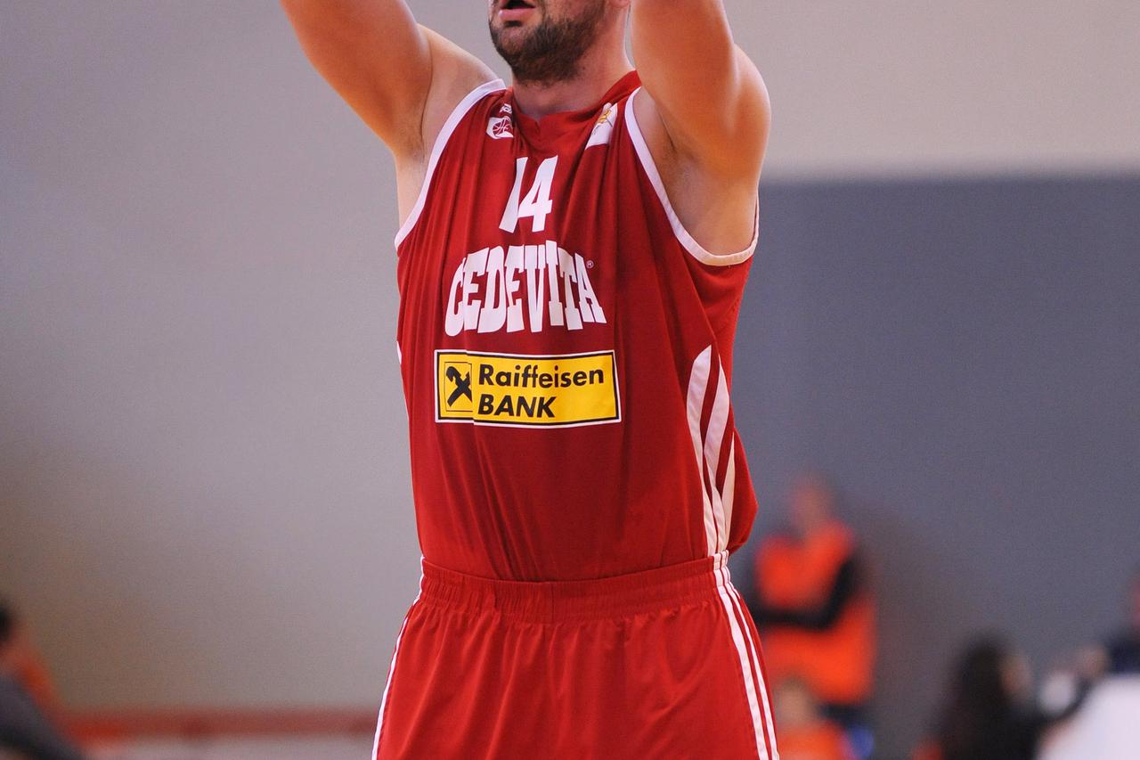 Goran Suton