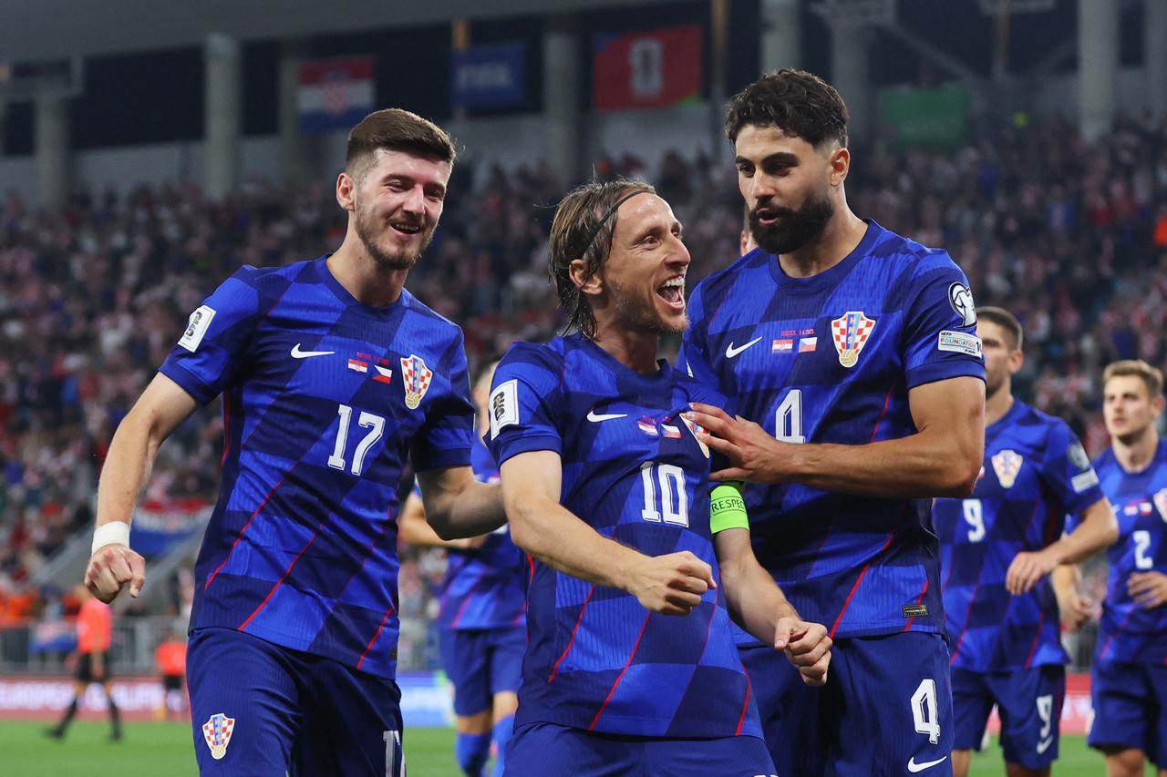 World Cup - European Qualifiers - Group L - Croatia v Czech Republic