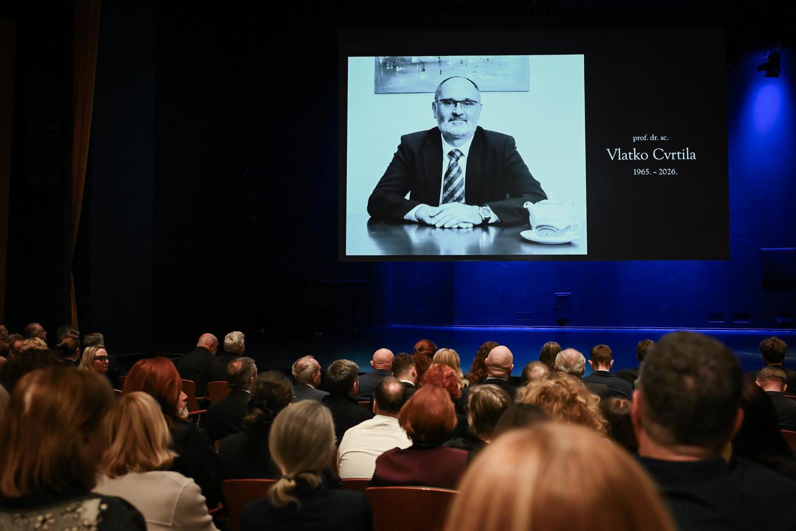 “Ovo je čisti nadrealizam, da Vlatka više nema”, rekao je osnivač VERN-a Branko Štefanović, istaknuvši njegovu “smionost” u prelasku iz stabilne akademske karijere u “nesigurnu” ulogu dekana tada privatnog veleučilišta. U dva mandata uspio je VERN dovesti do statusa sveučilišta.
